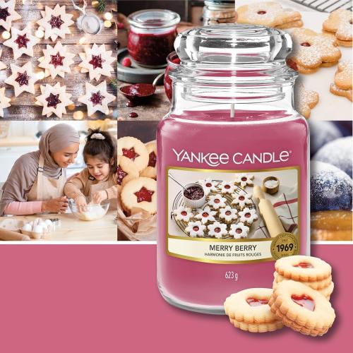 Présentation de Zoom sur Bougie Yankee Candle Merry Berry, Parfum Fruité