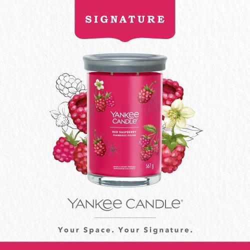 Présentation de Bougie parfumée Framboise Rouge, Yankee Candle, longue durée en situation