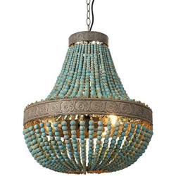 Présentation Lustre Vintage en Bois avec Perles et Trois Lumières