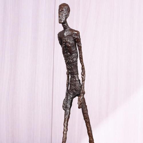 Présentation de Zoom sur NILEEBUKER Statue Giacometti Bronze Homme Marchant Abstrait