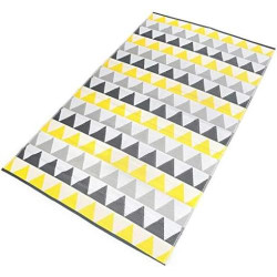 Présentation Tapis extérieur Sari Triangles Gris, Jaune, Résistant intempéries