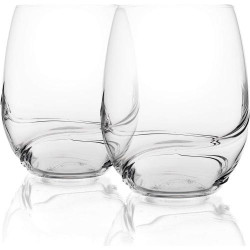 Verres à vin cristal Bohème, design vague, aération optimale en situation