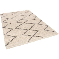 Tapis Shaggy Losange Blanc Casse, Pergamon en situation