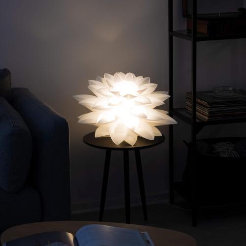 Présentation de Zoom sur Lampe Puzzle Kwmobile Design Lotus - Luminaire DIY Polypropylène