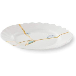 Assiette fruits porcelaine, or 24 carats, Seletti en situation