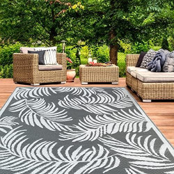 Tapis extérieur Coco Tropical Gris Blanc IDMarket en situation