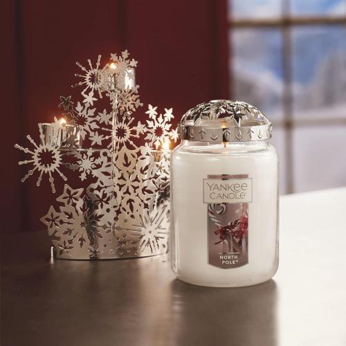 Présentation de Zoom sur Yankee Candle, Grande bougie parfumée North Pole, 110h