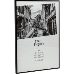 Cadre photo aluminium noir The Photo Album Company Ltd en situation