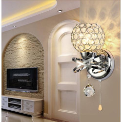 Lampe murale cristal moderne ALLOMN, interrupteur argent en situation