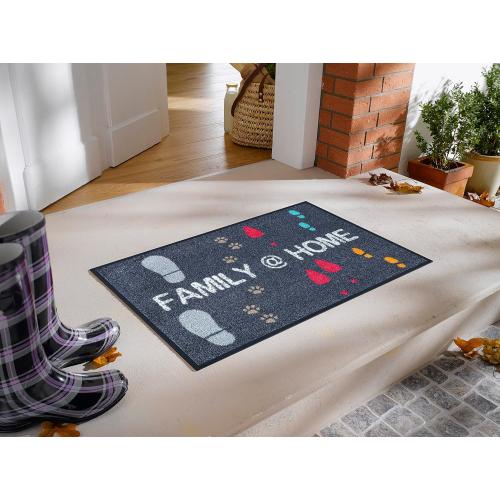 Présentation de Tapis Wash Dry Multicolore, Surface Nylon, Semelle Caoutchouc en situation