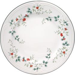 Pfaltzgraff Winterberry, Lot 4 Assiettes Plates, Décor Festif en situation