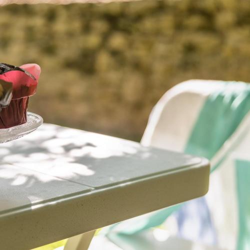 Présentation de Zoom sur Gardiun Set Jardin Pliable Table Chaises Bonaire Blanc