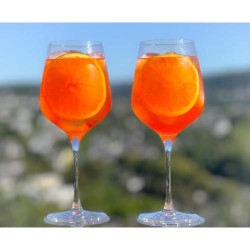 Verres à cocktail professionnels Topkapi, lot 6 Aperol Spritz en situation