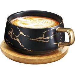 Présentation Tasses cappuccino marbre, porcelaine, soucoupe, bois noir