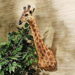 Sculpture Murale Girafe Africain Design Toscano Multicolore en situation