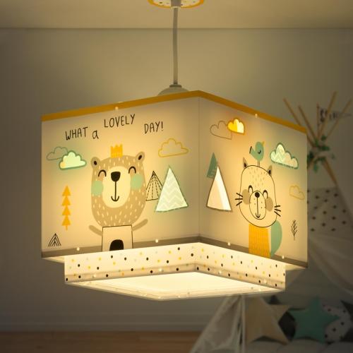 Présentation de Lampe suspension enfant Hello Little, animaux colorés en situation