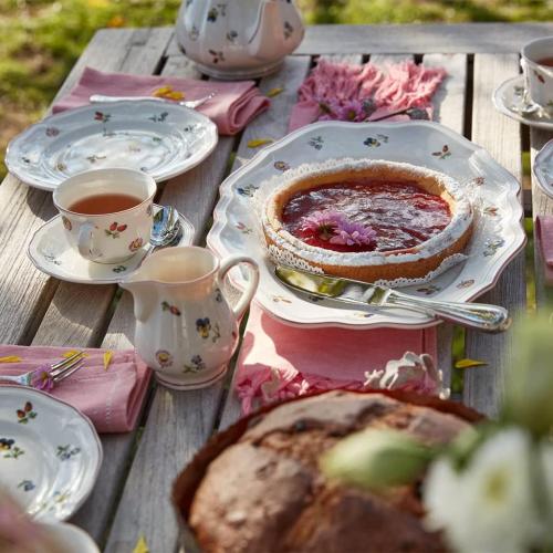 Présentation de Zoom sur Villeroy Boch Sous-tasse Petite Fleur Porcelaine Multicolore